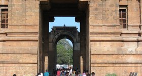 Brihadisvara Temple north of Trichy